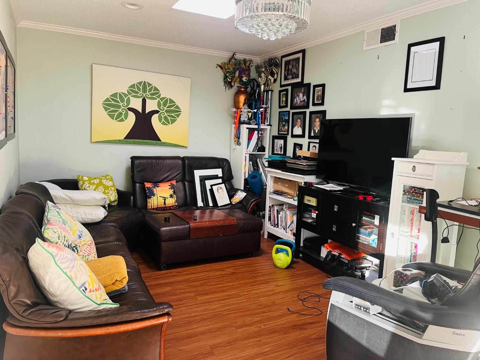 Costa Mesa Homestay - Private Rooms With 2 Shared Baths And Hosts Onsite Kültér fotó